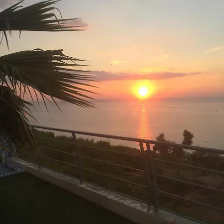 Palummo - Stunning Sea View Zambrone, Calabria Villa *