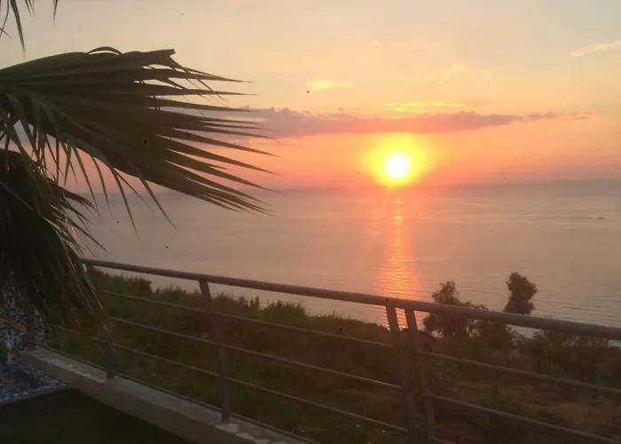 Palummo - Stunning Sea View Zambrone, Calabria فيلة *